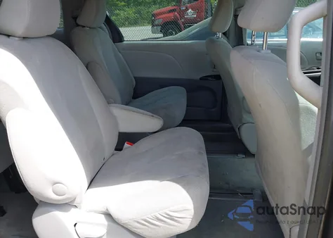 2012 Toyota Sienna Base from USA, damaged, VIN 5TDKA3DCXCS012945